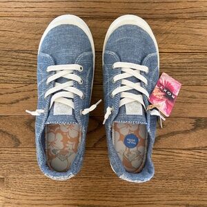 Women’s Roxy Sneakers